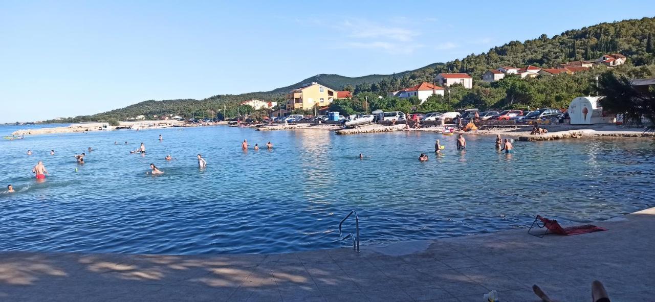 Apartments Kornati Ždrelac Εξωτερικό φωτογραφία
